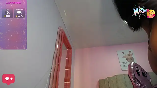 Snapshot of lizzyluk_ch chatting on 02/11/25, 08:10 lizzyluk ch online show from 02/11/25, 08:10