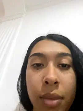 SweetLatiin  online show from 11/15/25, 09:43