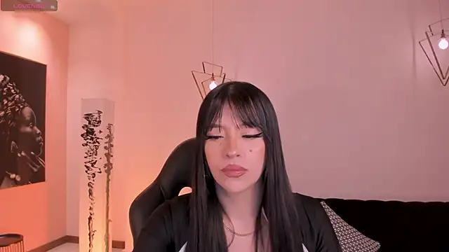 Snapshot of ValeriaRiveraX chatting on 10/04/25, 03:59 ValeriaRiveraX online show from 10/04/25, 03:59