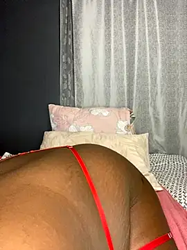Snapshot of HornyxLadie chatting on 09/19/25, 02:46 HornyxLadie online show from 09/19/25, 02:46