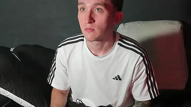 Dylanwhite23  online show from 10/16/25, 05:58