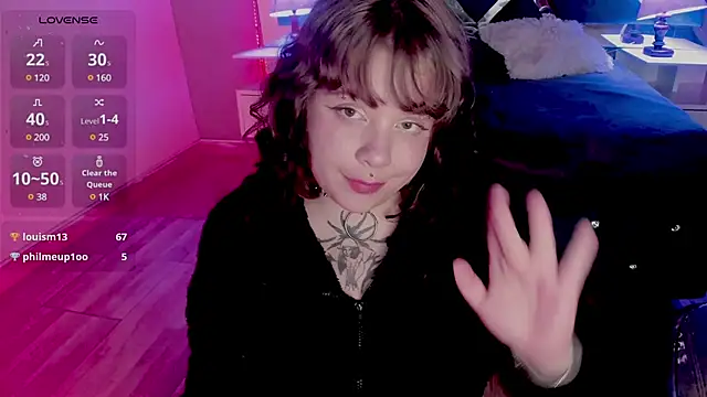Snapshot of Sabrina_scarlett chatting on 03/18/25, 12:27 Sabrina scarlett online show from 03/18/25, 12:27