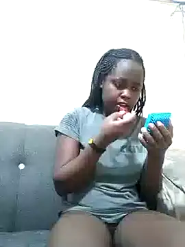 Sweetcecie01 online show from 10/18/25, 08:42