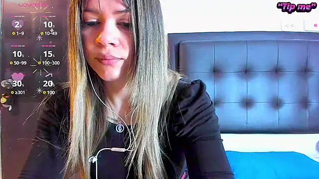 Snapshot of daniela_beauty chatting on 12/07/24, 01:36 daniela beauty online show from 12/07/24, 01:36