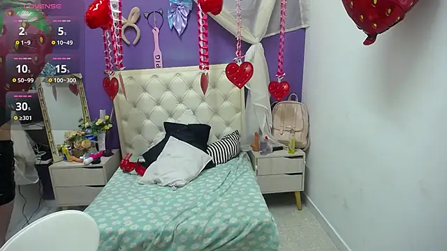 Snapshot of Ingrid_Casas chatting on 02/14/25, 11:31 Ingrid Casas online show from 02/14/25, 11:31