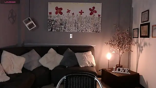 Snapshot of PoisonIvy15_ chatting on 12/21/24, 02:30 PoisonIvy15  online show from 12/21/24, 02:30