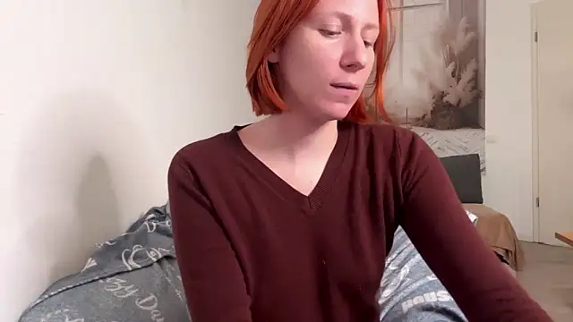 Snapshot of Caliiie-of chatting on 10/09/25, 08:01 Caliiie-of online show from 10/09/25, 08:01