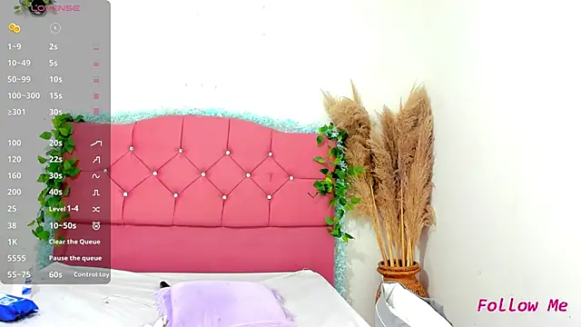 arisha hot online show from 10/22/25, 11:32