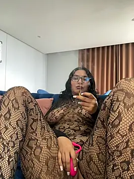 Snapshot of Indianbutter11 chatting on 10/16/25, 06:14 Indianbutter11 online show from 10/16/25, 06:14