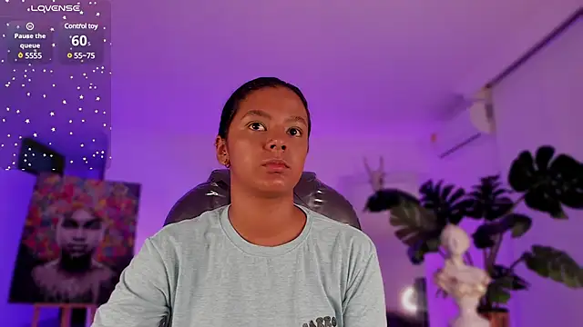 JANYLOVE   online show from 01/28/25, 11:17