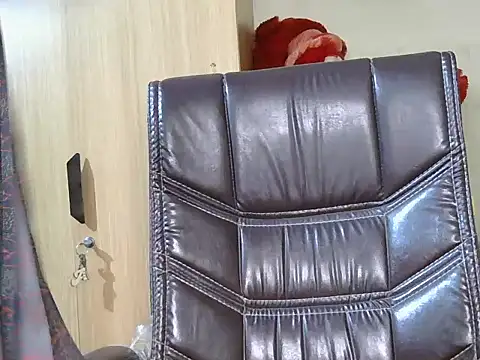 Cute Ruhi99 online show from 01/20/25, 11:02