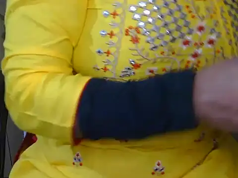 Cute Ruhi99 online show from 02/09/25, 12:41