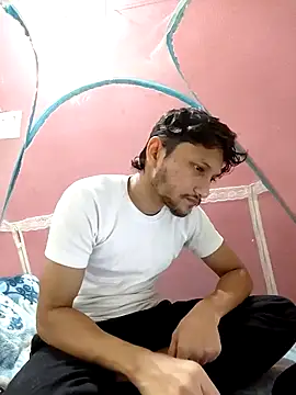 Snapshot of Indiandaddy11 chatting on 12/05/24, 04:12 Indiandaddy11 online show from 12/05/24, 04:12