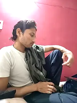 Snapshot of Indiandaddy11 chatting on 02/13/25, 12:43 Indiandaddy11 online show from 02/13/25, 12:43