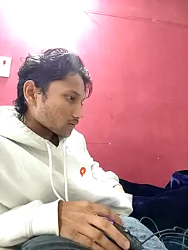 Snapshot of Indiandaddy11 chatting on 02/14/25, 06:51 Indiandaddy11 online show from 02/14/25, 06:51