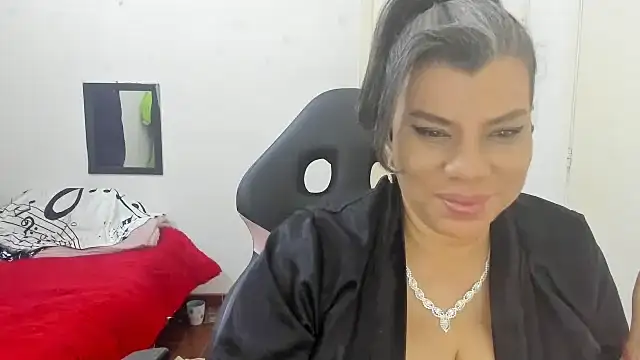 vikyadams online show from 10/08/25, 03:09