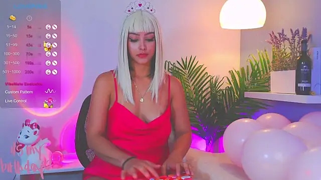 catalina  lovers online show from 01/31/25, 04:06