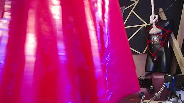 Snapshot of elizatexx chatting on 12/05/24, 02:20 elizatexx online show from 12/05/24, 02:20