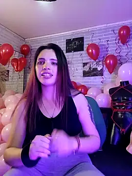 Snapshot of elizatexx chatting on 03/17/25, 10:38 elizatexx online show from 03/17/25, 10:38