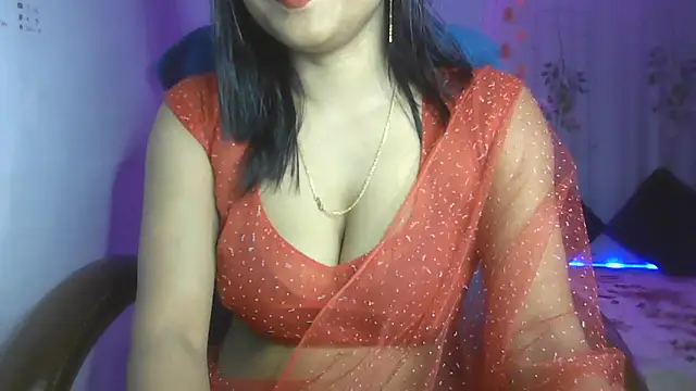 Snapshot of Queenhimanshi chatting on 02/17/25, 02:15 Queenhimanshi online show from 02/17/25, 02:15