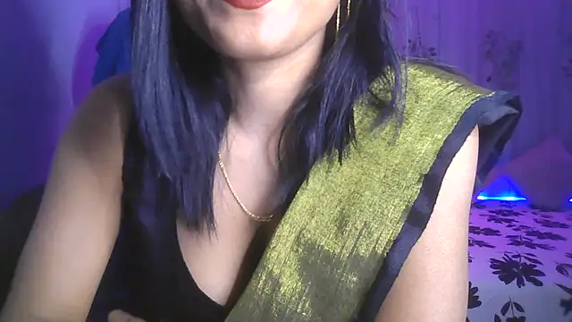 Snapshot of Queenhimanshi chatting on 02/20/25, 05:40 Queenhimanshi online show from 02/20/25, 05:40