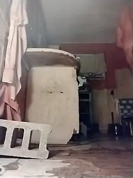 Snapshot of brownfeet chatting on 03/09/25, 05:22 brownfeet online show from 03/09/25, 05:22