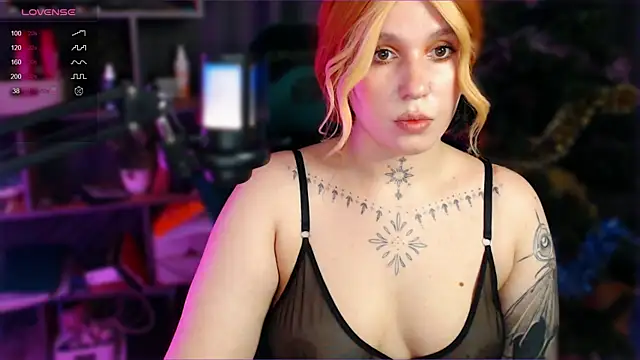 The Full Red Moon online show from 12/12/24, 03:05