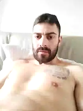 Snapshot of -Manu-85 chatting on 03/01/25, 11:50 -Manu-85 online show from 03/01/25, 11:50