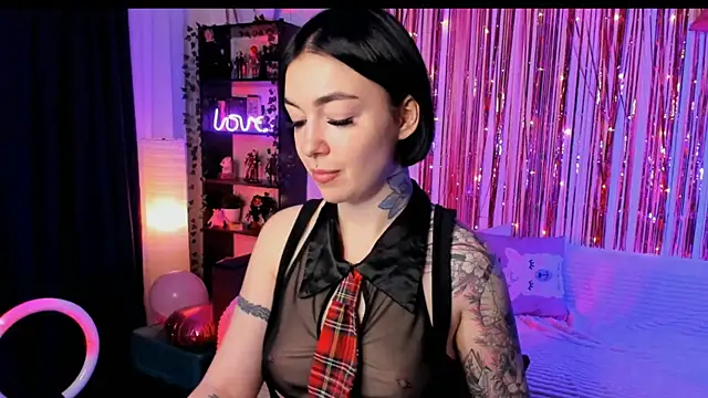 Magic Allie online show from 10/19/25, 07:47