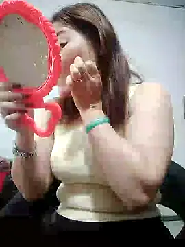 Snapshot of Rose_DiDi chatting on 01/22/25, 03:41 Rose DiDi online show from 01/22/25, 03:41