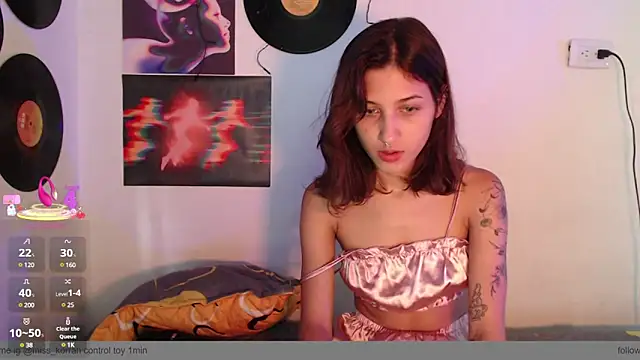 Snapshot of MissKorah chatting on 03/22/25, 04:04 MissKorah online show from 03/22/25, 04:04
