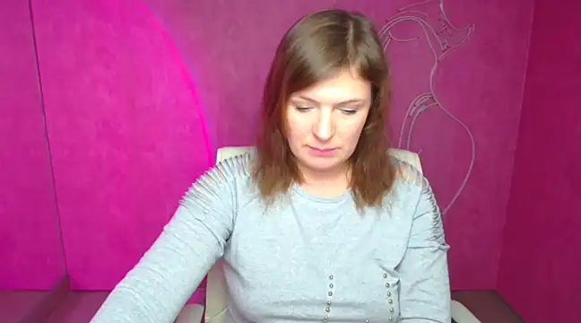 Snapshot of Lissmilf chatting on 12/19/24, 03:52 Lissmilf online show from 12/19/24, 03:52