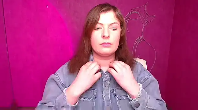 Snapshot of Lissmilf chatting on 02/28/25, 12:52 Lissmilf online show from 02/28/25, 12:52