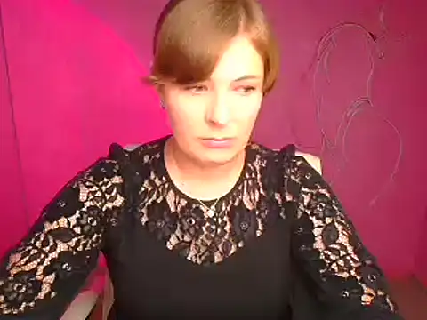 Snapshot of Lissmilf chatting on 09/10/25, 11:32 Lissmilf online show from 09/10/25, 11:32