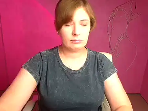 Snapshot of Lissmilf chatting on 10/10/25, 12:37 Lissmilf online show from 10/10/25, 12:37