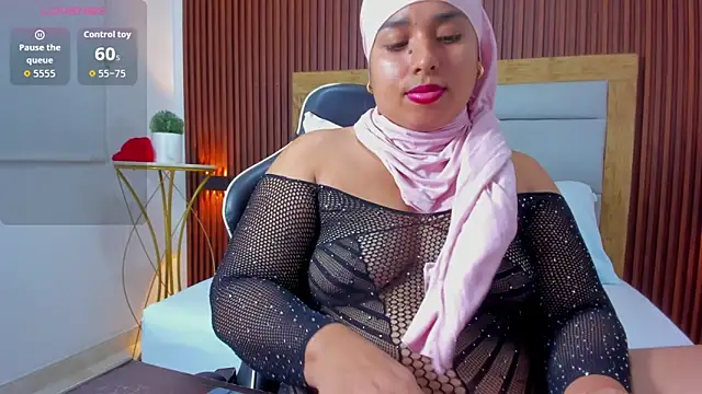 hurrem had online show from 10/15/25, 07:25