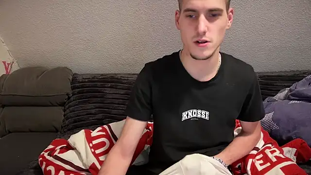 Cookieboy88 online show from 12/19/24, 09:49
