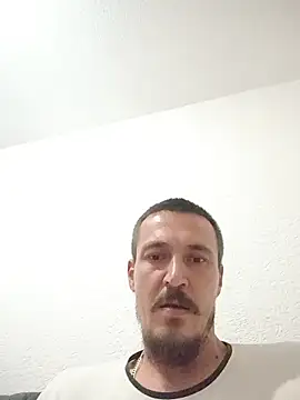 mayk18cm online show from 10/08/25, 06:38