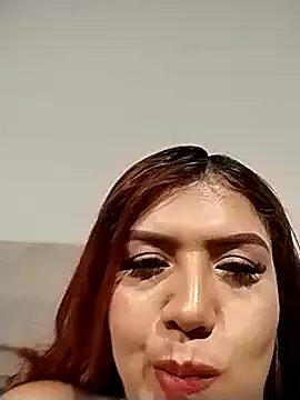 Snapshot of AriaRusso chatting on 12/13/24, 12:42 AriaRusso online show from 12/13/24, 12:42