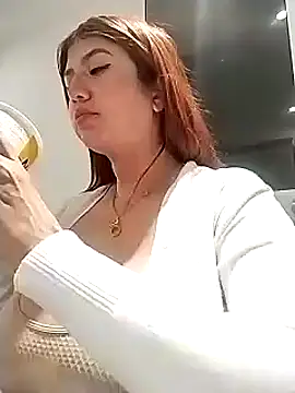 Snapshot of AriaRusso chatting on 02/18/25, 12:37 AriaRusso online show from 02/18/25, 12:37