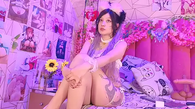 Alicebenett online show from 10/19/25, 08:53