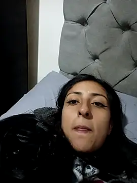 Snapshot of Cameron_cutte chatting on 10/22/25, 05:41 Cameron cutte online show from 10/22/25, 05:41