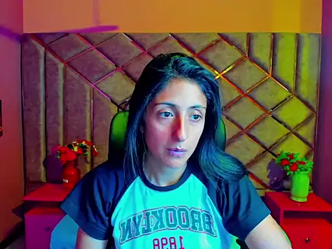 Snapshot of Cameron_cutte chatting on 11/03/25, 08:10 Cameron cutte online show from 11/03/25, 08:10