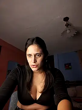 Catalinacandela online show from 03/05/25, 11:05