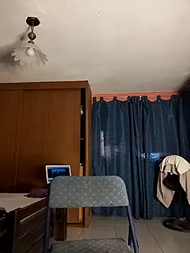 Catalinacandela online show from 10/22/25, 07:13