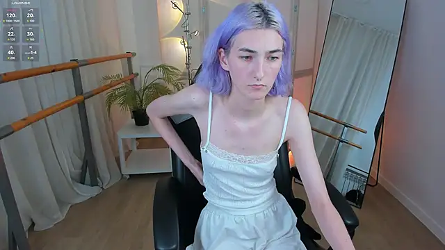 Mia Cheers online show from 09/12/25, 06:08