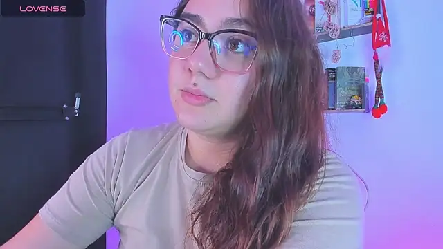 Snapshot of isarhodes_ chatting on 12/18/24, 10:13 isarhodes online show from 12/18/24, 10:13
