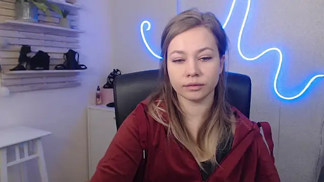 Snapshot of holly_xglam chatting on 01/20/25, 04:32 holly xglam online show from 01/20/25, 04:32