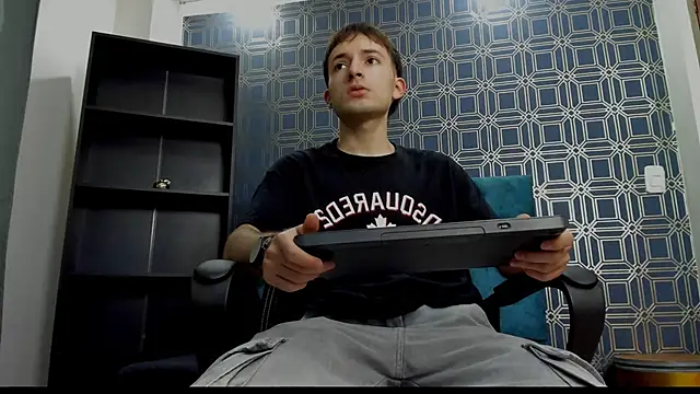 bower and colucci online show from 02/08/25, 05:18