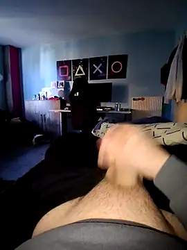 Snapshot of joel43278 chatting on 11/08/25, 11:32 joel43278 online show from 11/08/25, 11:32